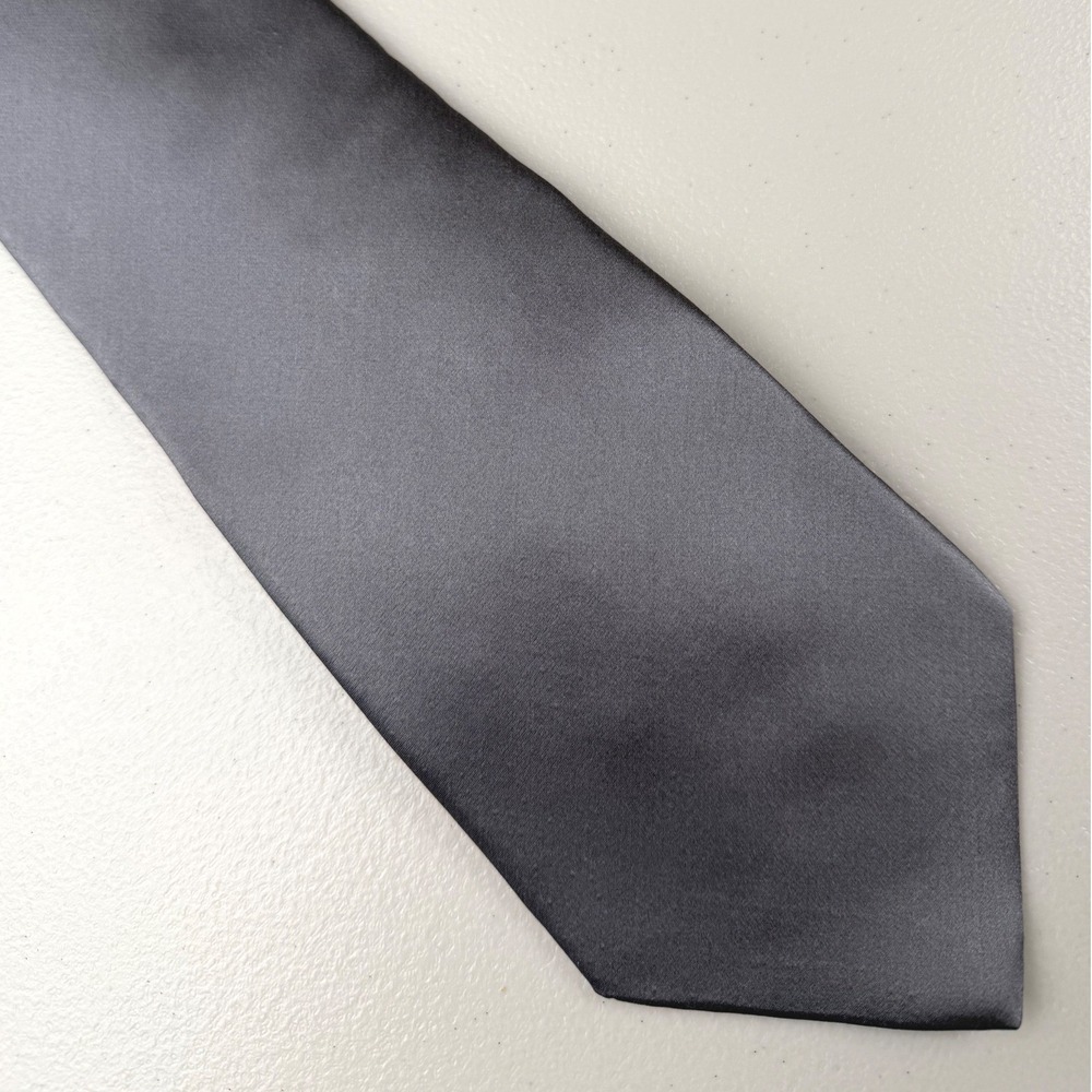 Villa‎ Bugatti Mens Silk Necktie Charcoal Gray Solid Satin Made in USA